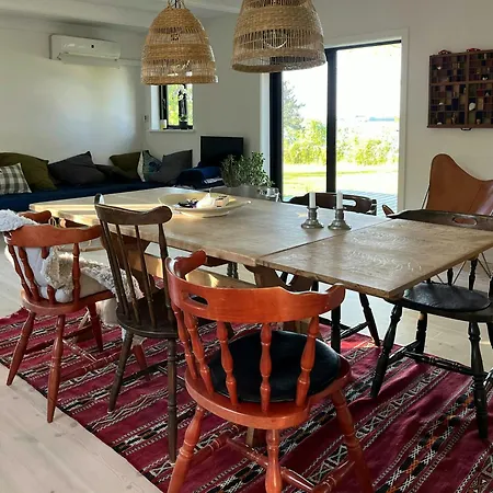 Holiday Home With View Of Dalby Bay *