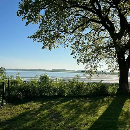 Tatil Evi Holiday Home With View Of Dalby Bay