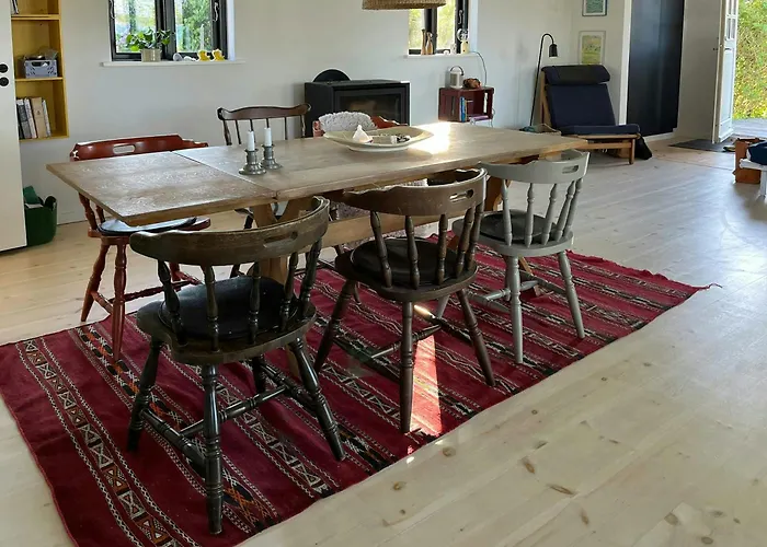 بيت للعطل With View Of Dalby Bay *